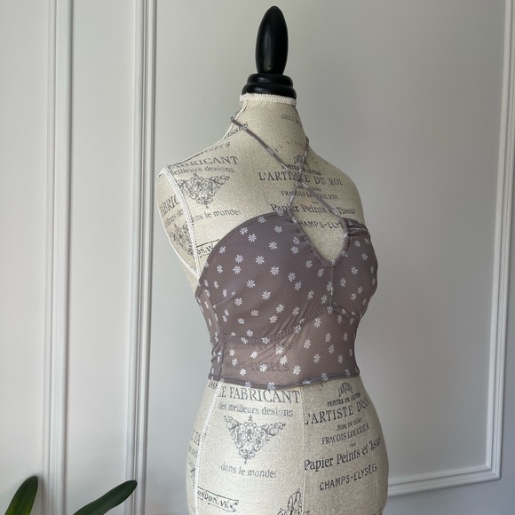 Floral halter top - Picture 3 of 4